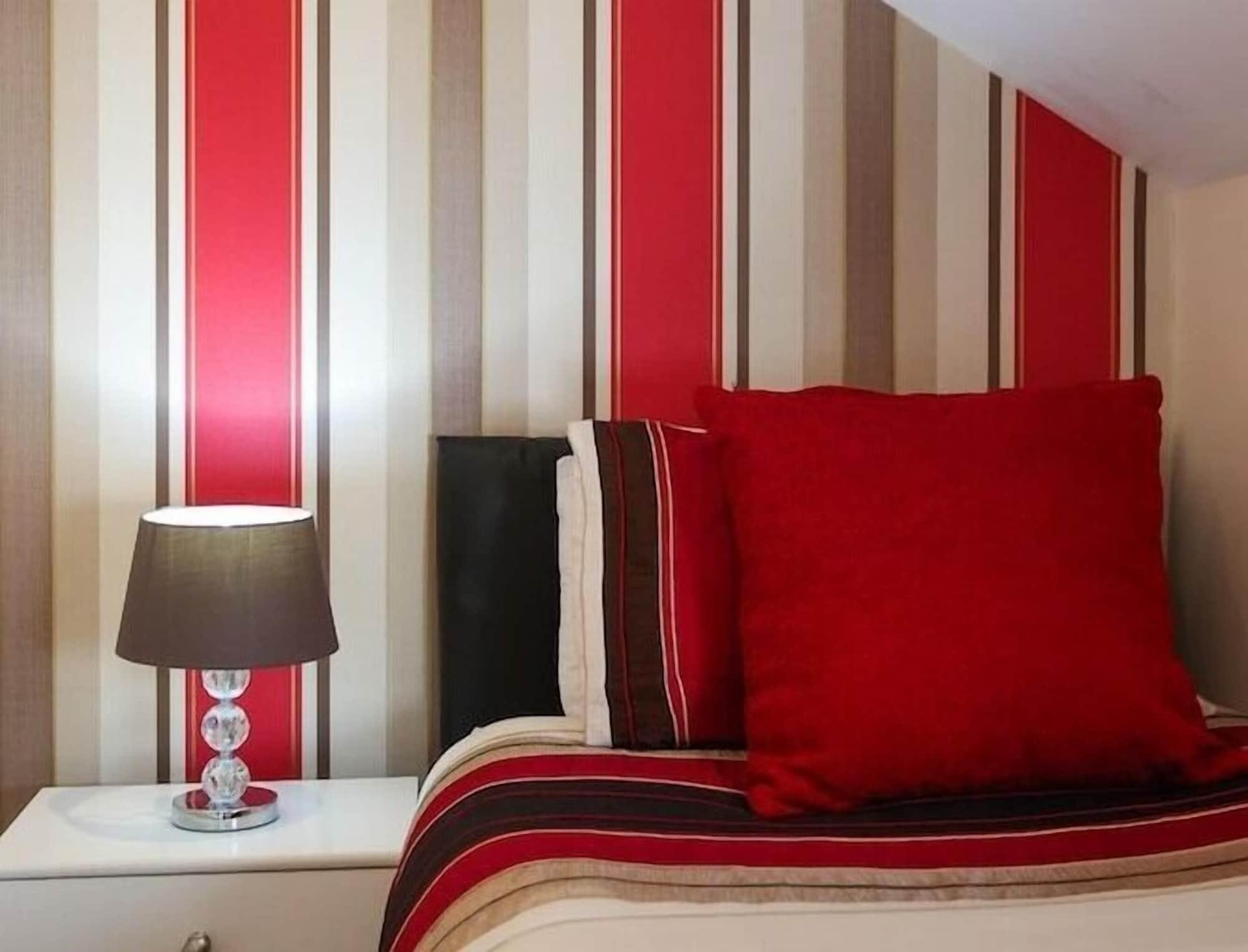 Riviera Guesthouse 휫비 외부 사진