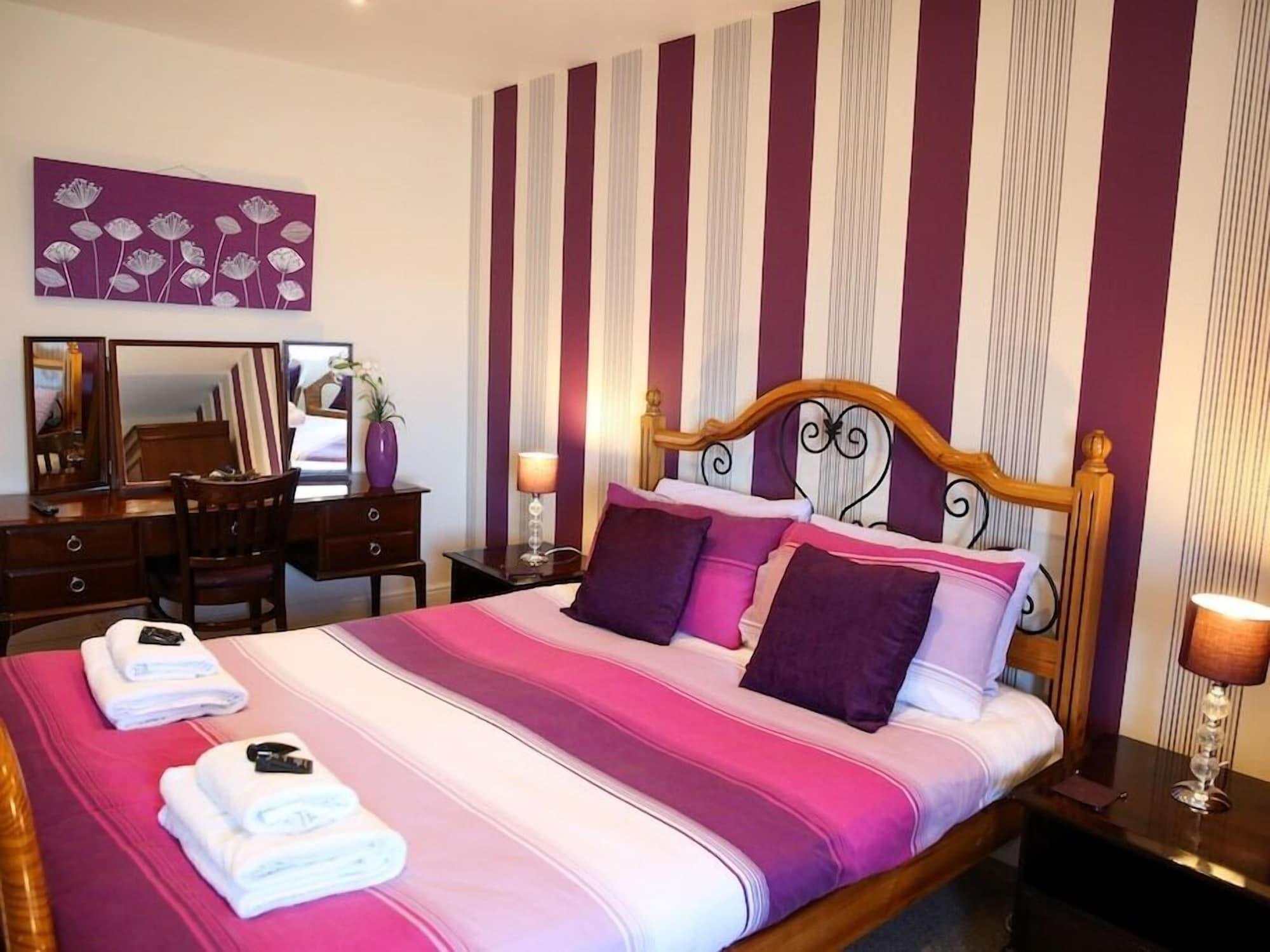 Riviera Guesthouse 휫비 외부 사진