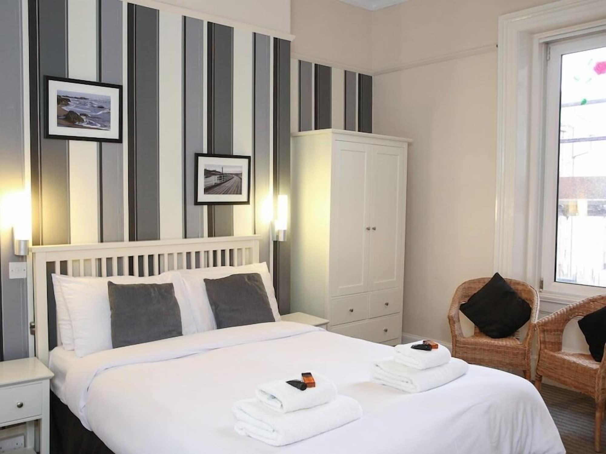 Riviera Guesthouse 휫비 외부 사진